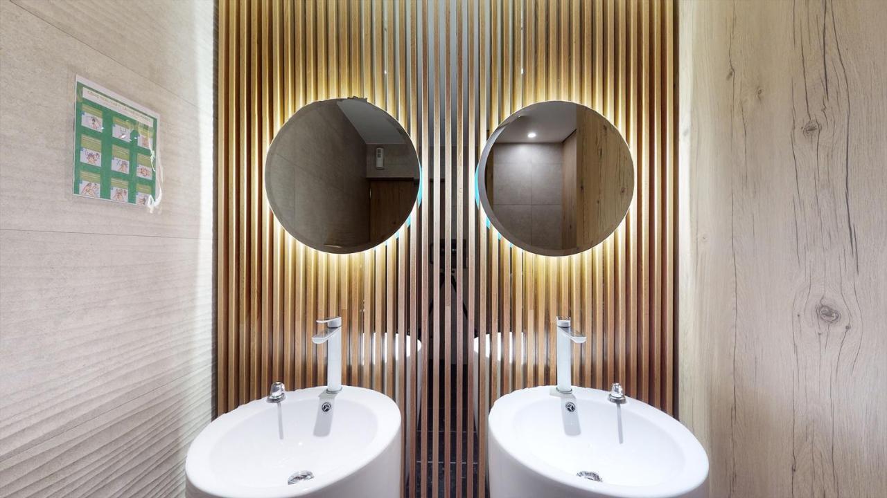 Hotel Patriotismo メキシコシティ エクステリア 写真