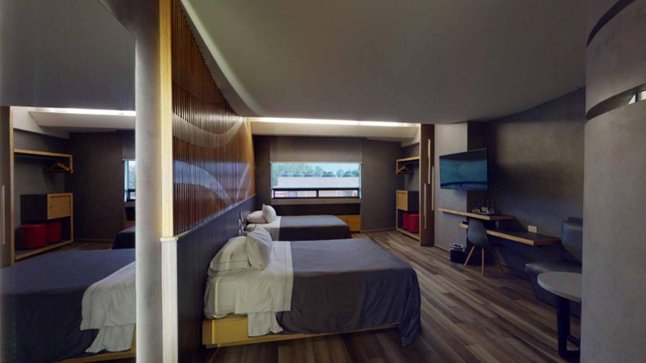 Hotel Patriotismo メキシコシティ エクステリア 写真
