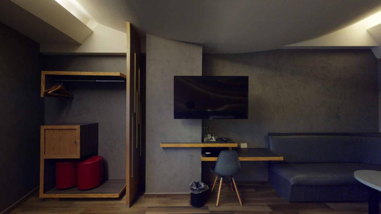 Hotel Patriotismo メキシコシティ エクステリア 写真