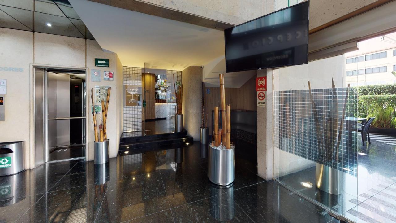 Hotel Patriotismo メキシコシティ エクステリア 写真