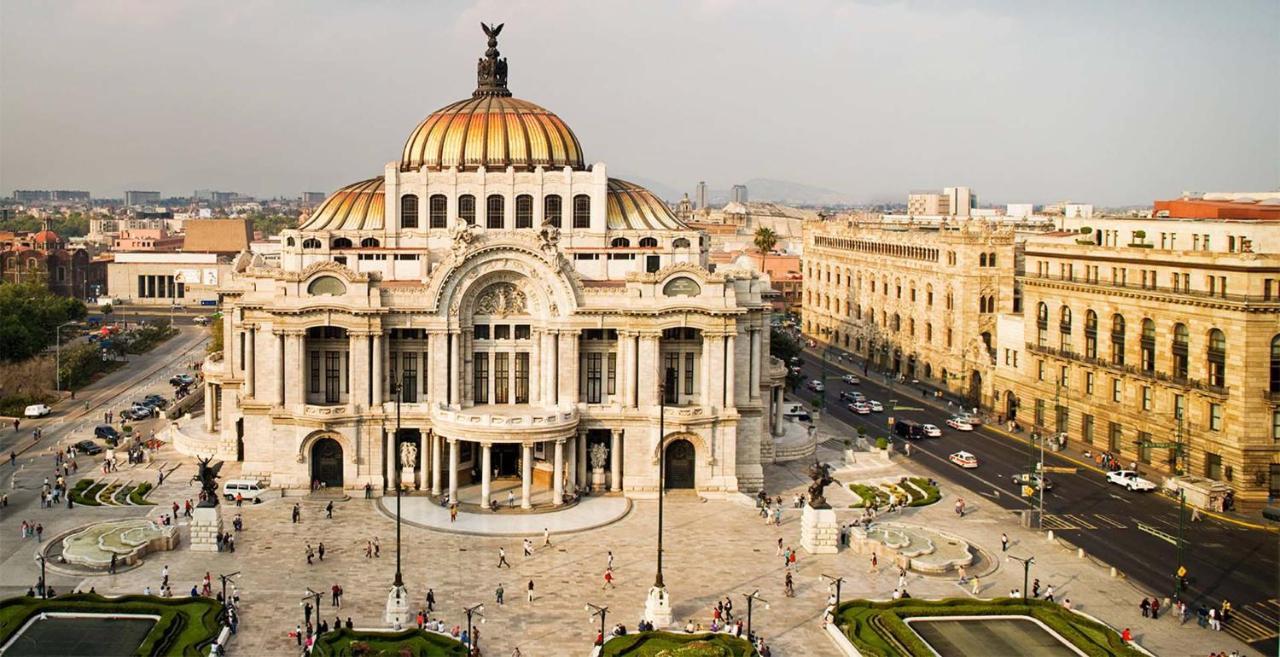 Hotel Patriotismo メキシコシティ エクステリア 写真