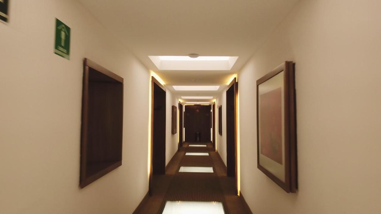 Hotel Patriotismo メキシコシティ エクステリア 写真